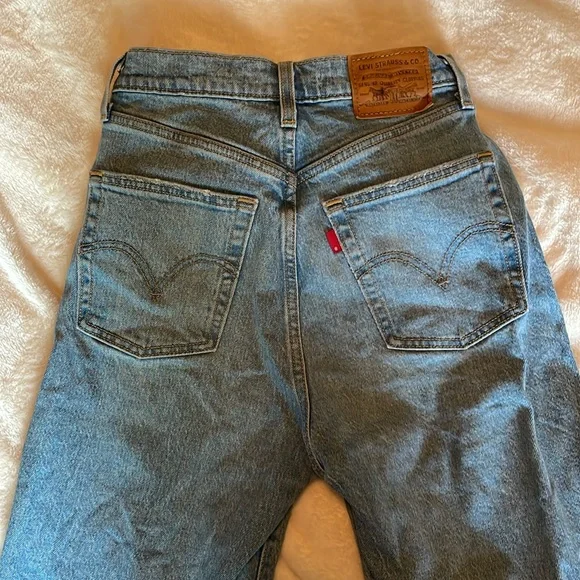 Levi’s Ribcage Straight Ankle - Picture 6 of 6